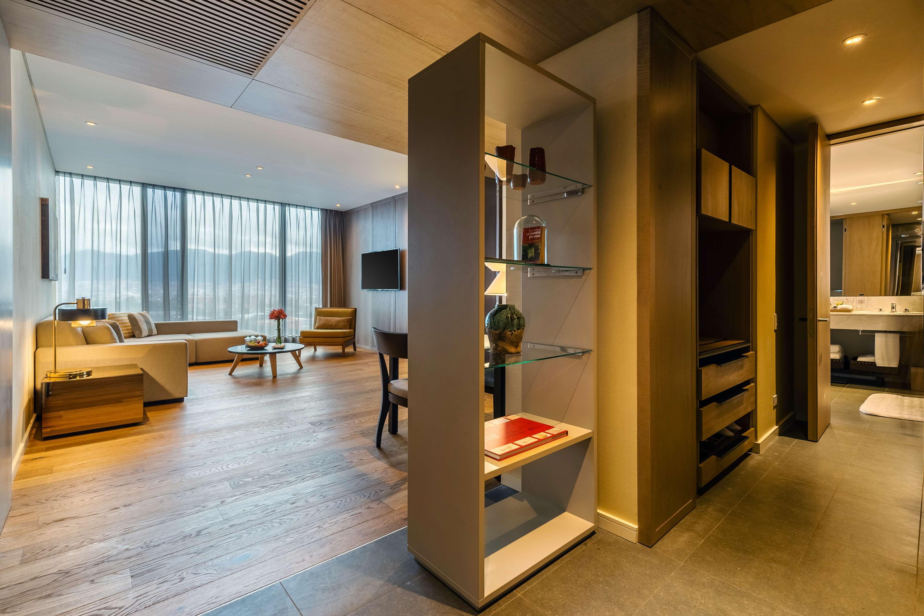 Grand Hyatt Hotel 5*