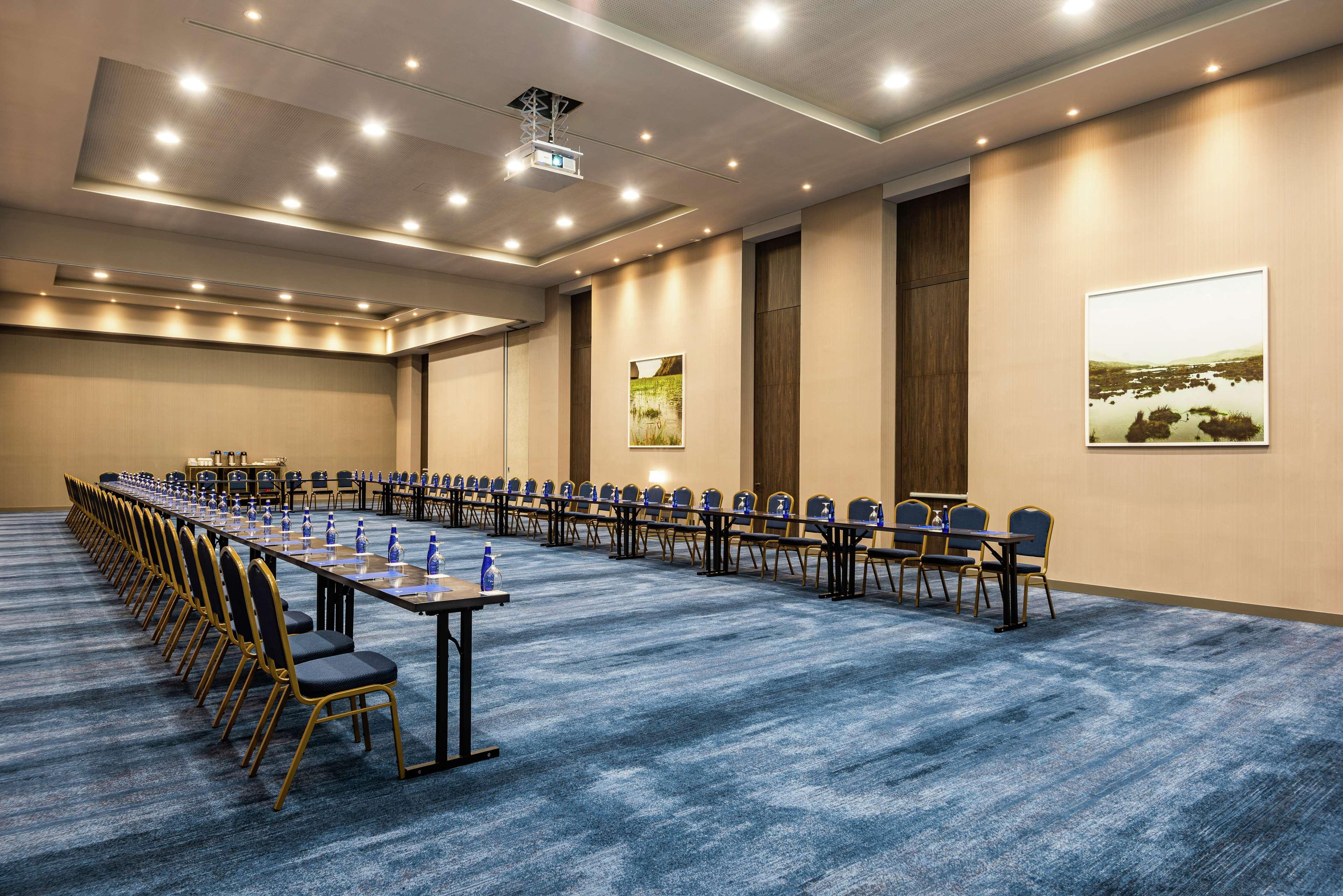 Hotel Hilton Corferias 4*