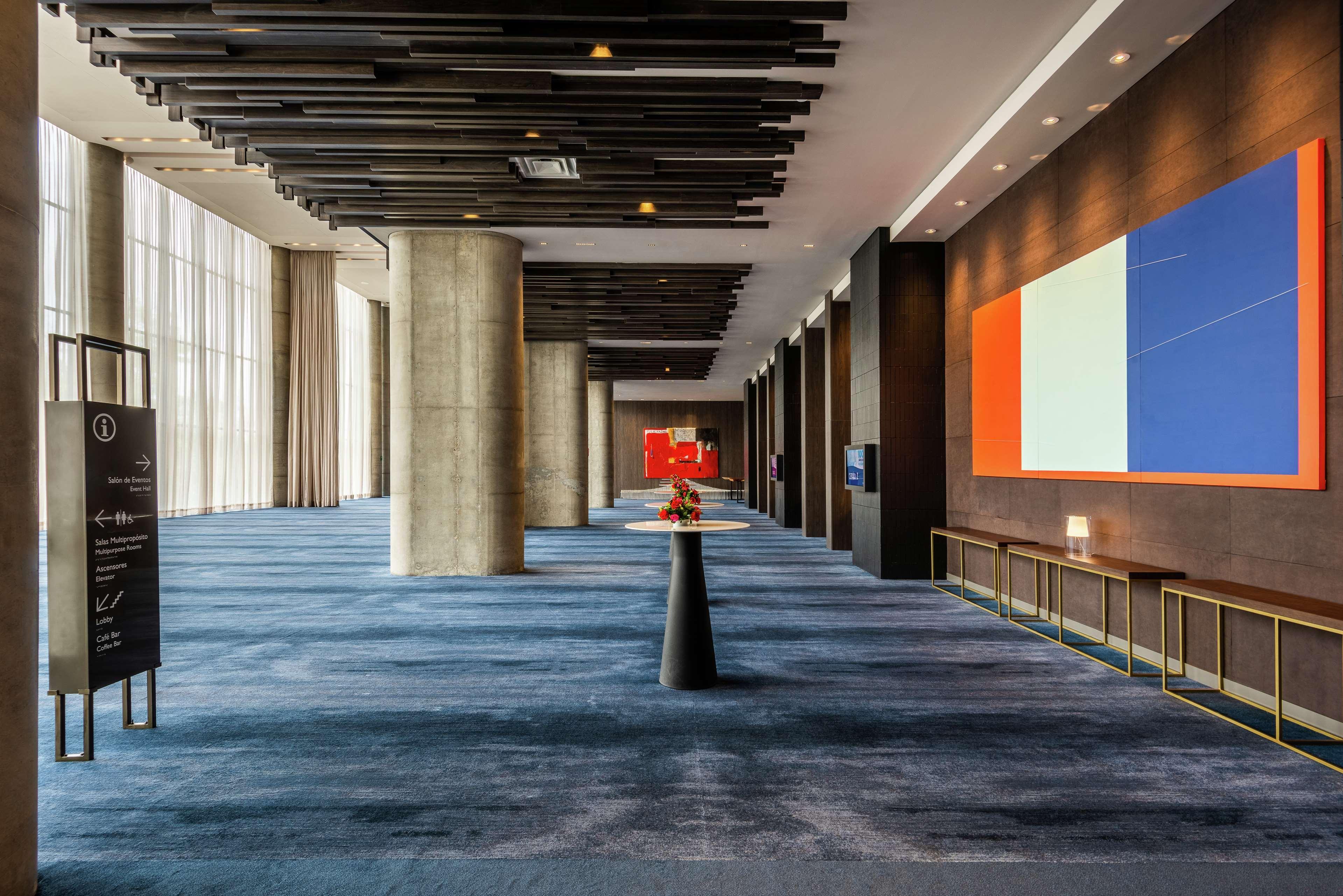 Hilton Corferias Hotel 4*