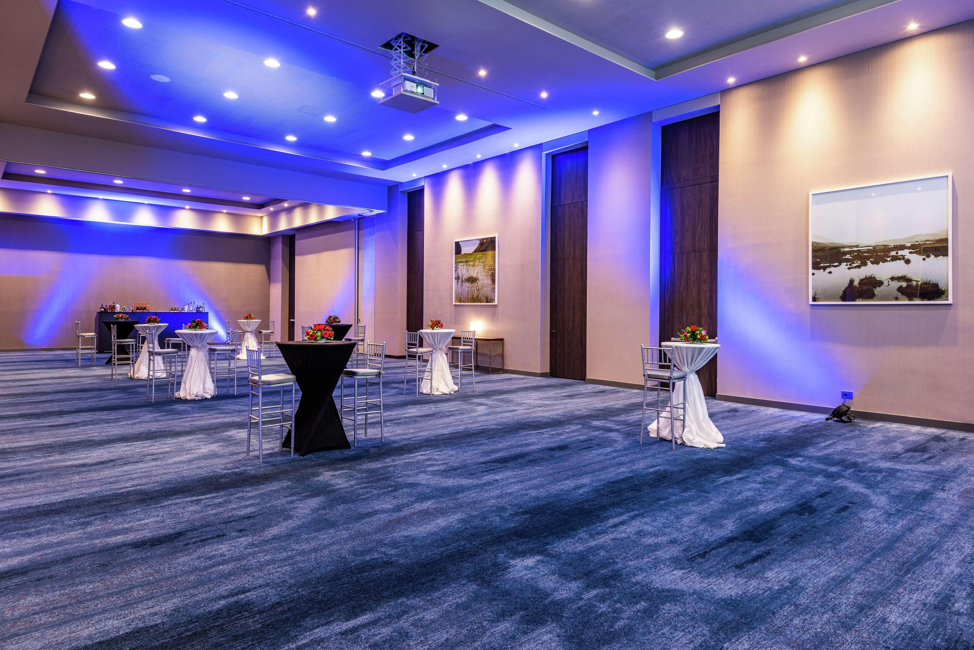 Hotel Hilton Corferias 4*
