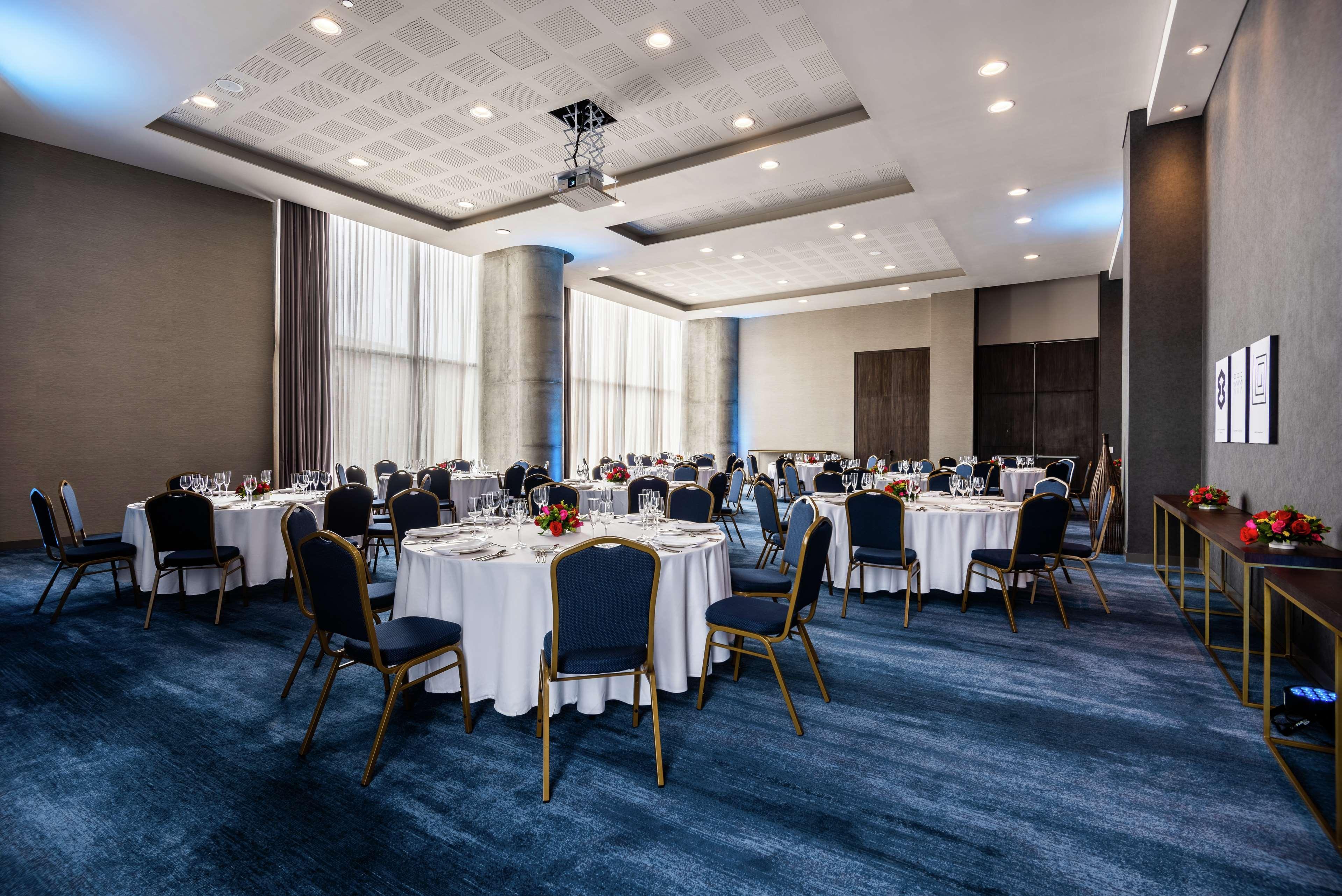 Hilton Corferias Hotel 4*