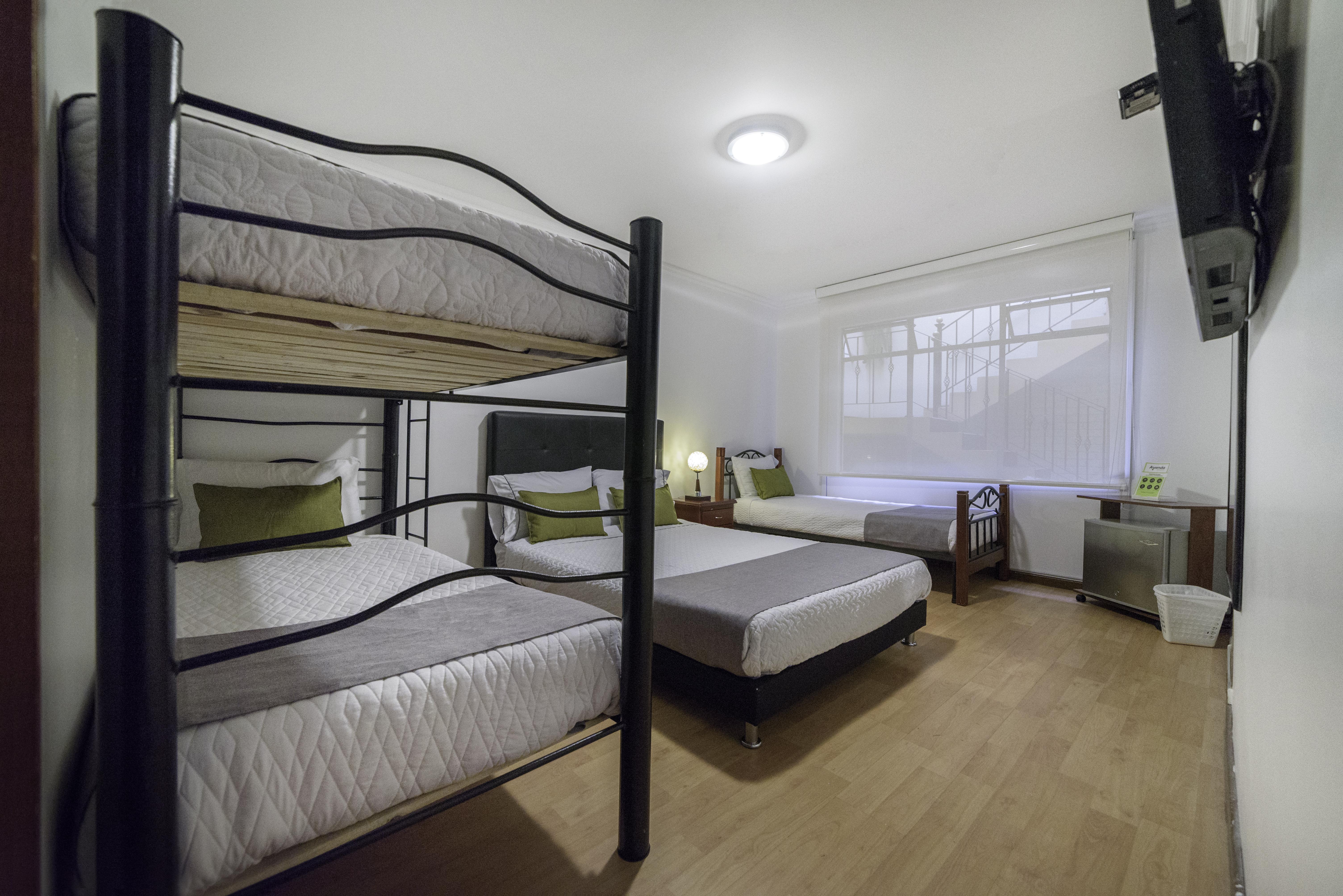 Hotel Titas House 2*