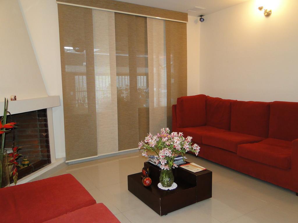 Nabusimake Modelia 3* Bogota