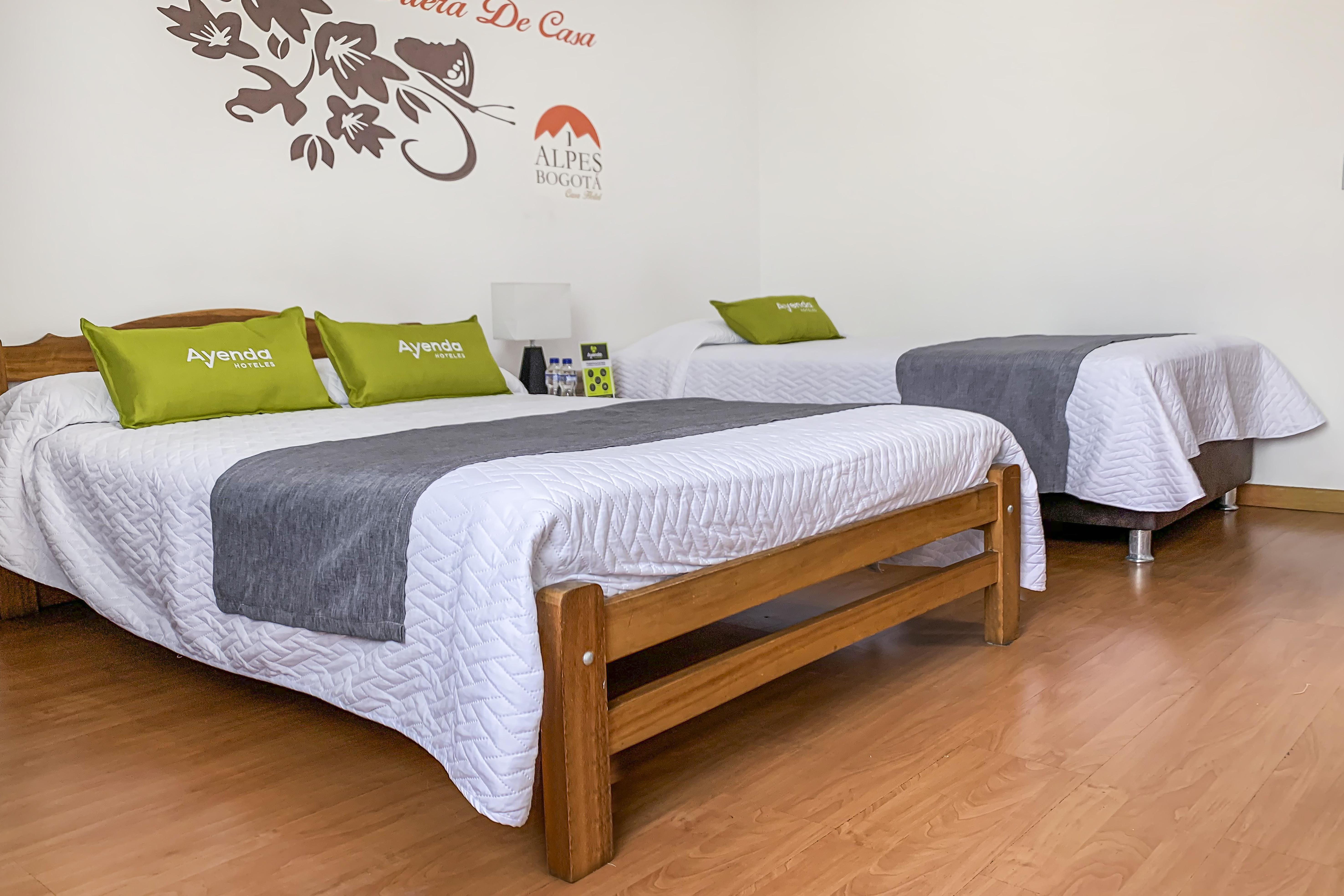 Ayenda 1080 Alpes Castellana Bed & Breakfast 3*