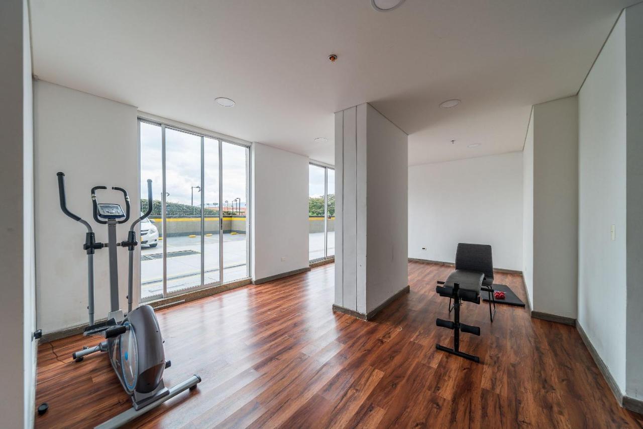 Gratamira 131 X Ahead Apartment Bogota