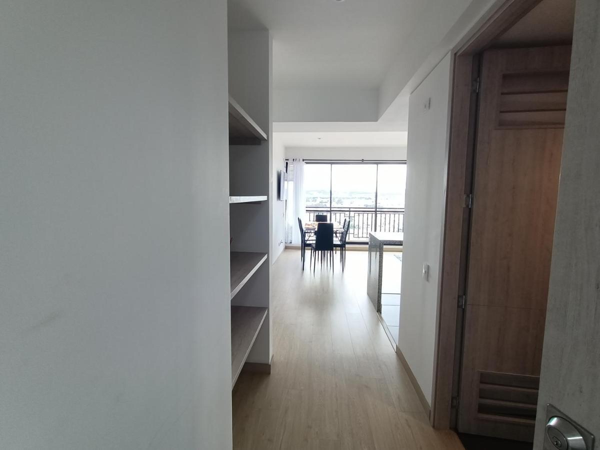 En Zona Norte Apartment Bogota