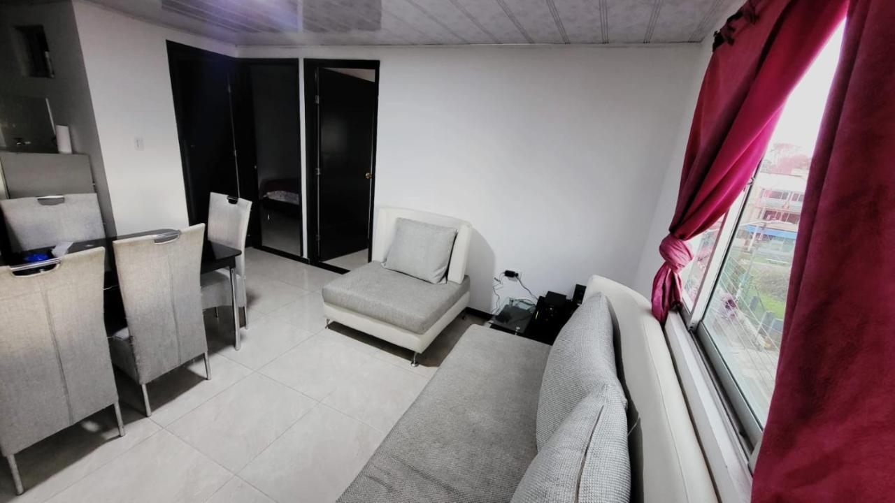 Apartamento Perfecto Compartir En Familia Piso Cuatro Bogota