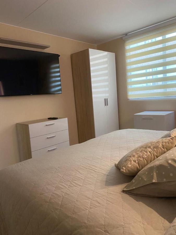 Nr Airport & Embassy / Rooms-apartments Bogota