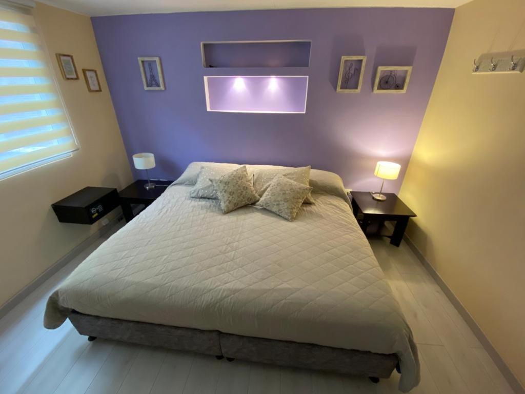 Homestay Nr Airport & Embassy / Rooms-apartments Bogota