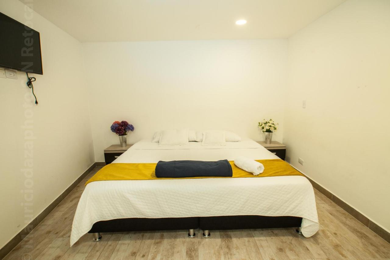 Apartasuites Toscana Apartment