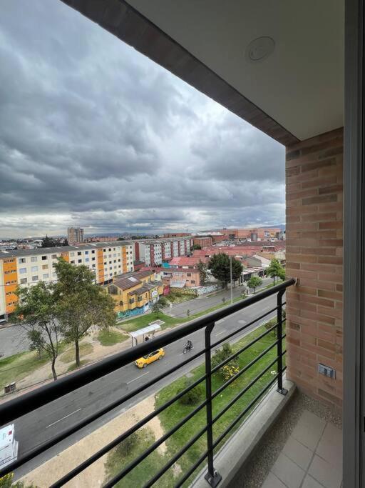 Edificio De Con Ascensor. 601 Apartment Bogota