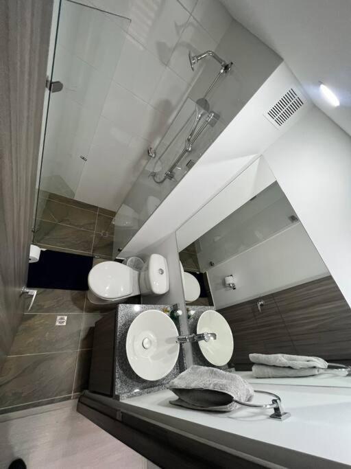 Aparta Estudios Con Ascensor 503 Apartment Bogota