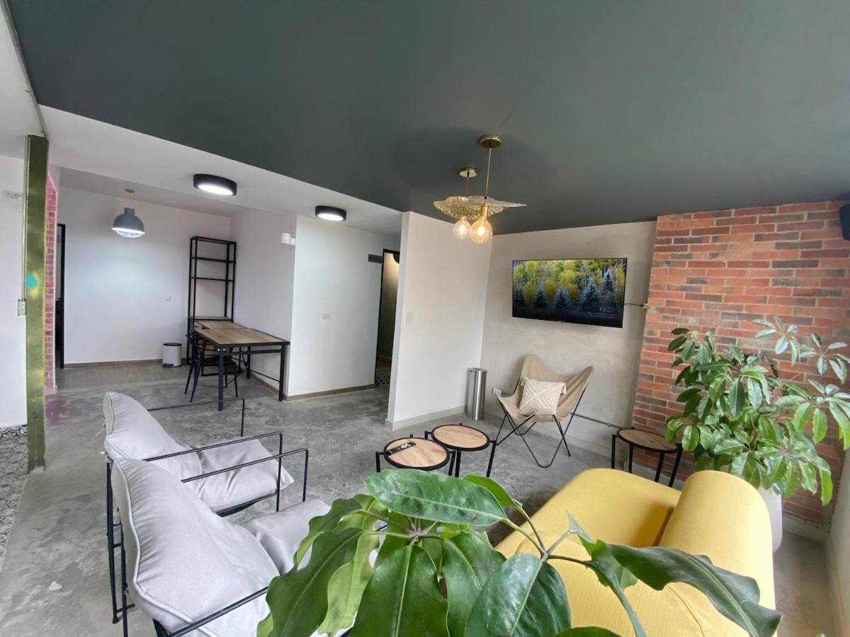 103 Wonderful House Aparthotel 2*
