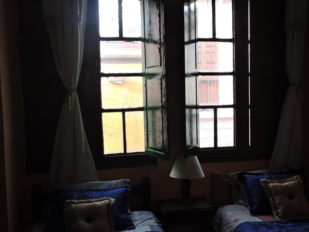 Hostal Casa Quevedo *