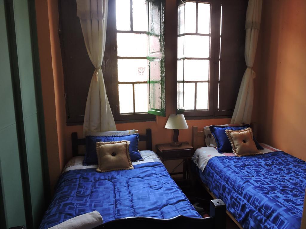 Casa Quevedo Hostal *
