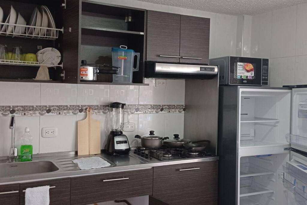 Apartamento Familiar, Amplio, Cerca Al Aeropuerto El Dorado