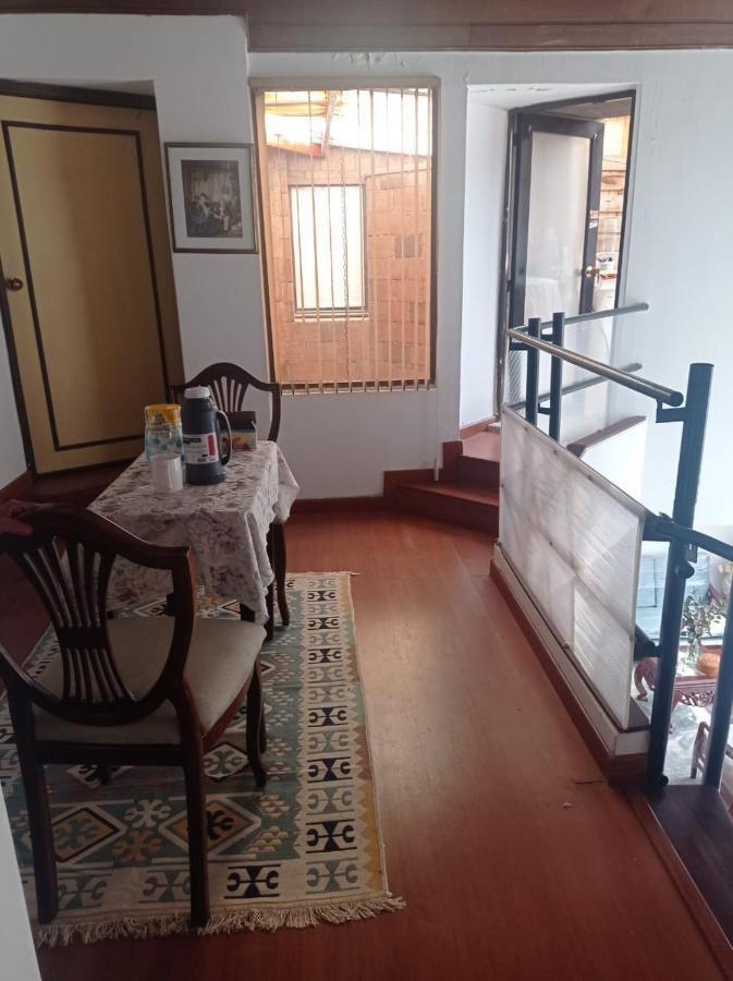 Alojamiento Aurora De Acacias Homestay *