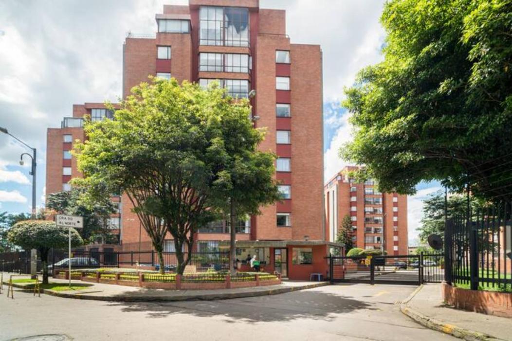 Elias Di Caprio - - Homestay Bogota