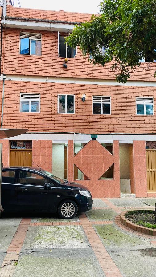 Centro Internacional Guest house *