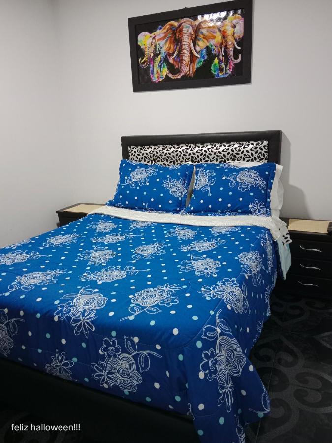 101, Amoblado Bogota, Cerca Al Aeropuerto El Dorado Apartment