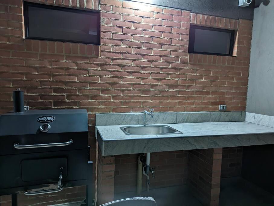 Hermoso Loft En Unicentro, Batan, Clinica Reina Sofia! Apartment