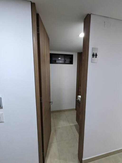 Hermoso Loft En Unicentro, Batan, Clinica Reina Sofia! Apartment