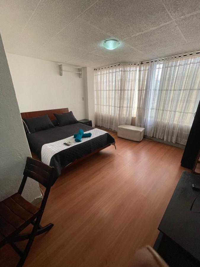 Est Castellana Cll 97 Bogotá