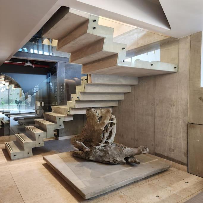 Luxury Smart Loft In Chico - Coworking And Apartment