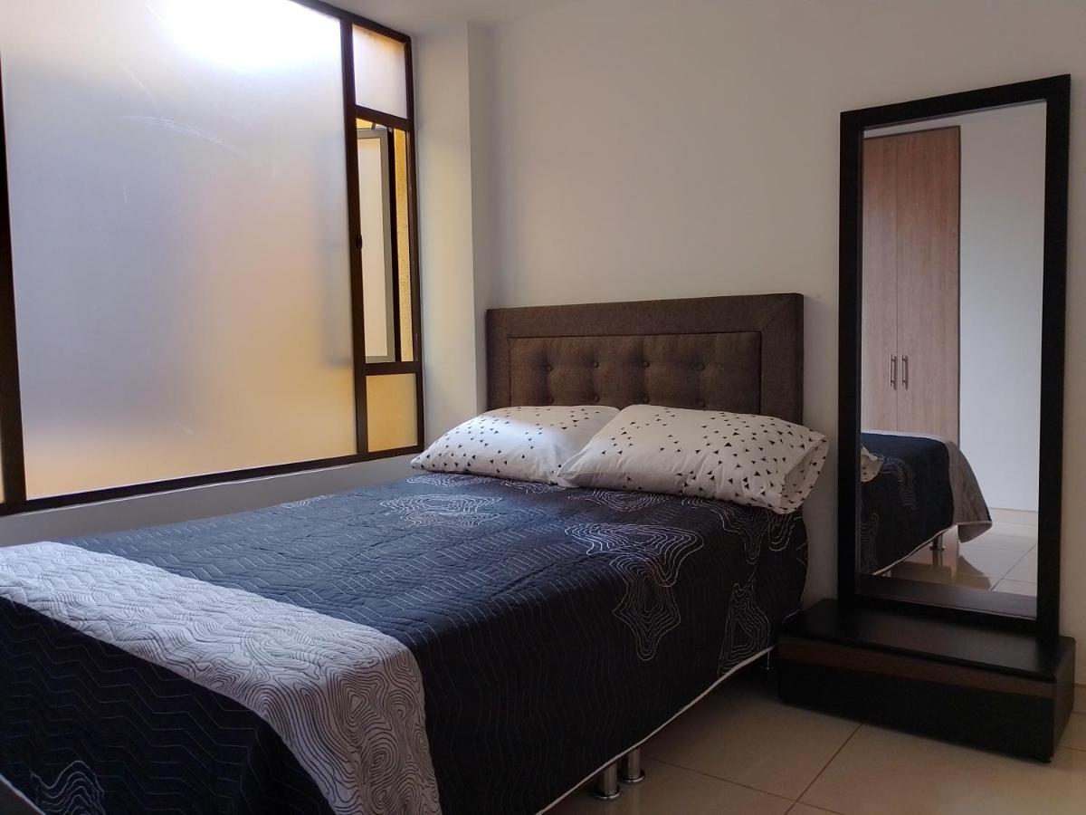 Linda Amplia Iluminada Calle 80 Homestay