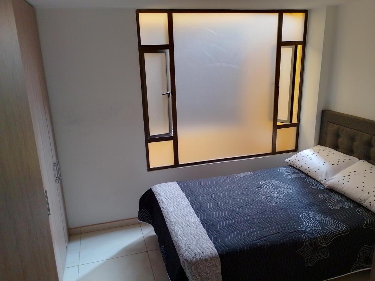 Homestay Linda Amplia Iluminada Calle 80 Bogota