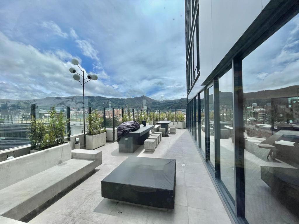 Icon 100 Luxury Apartasuites Aparthotel