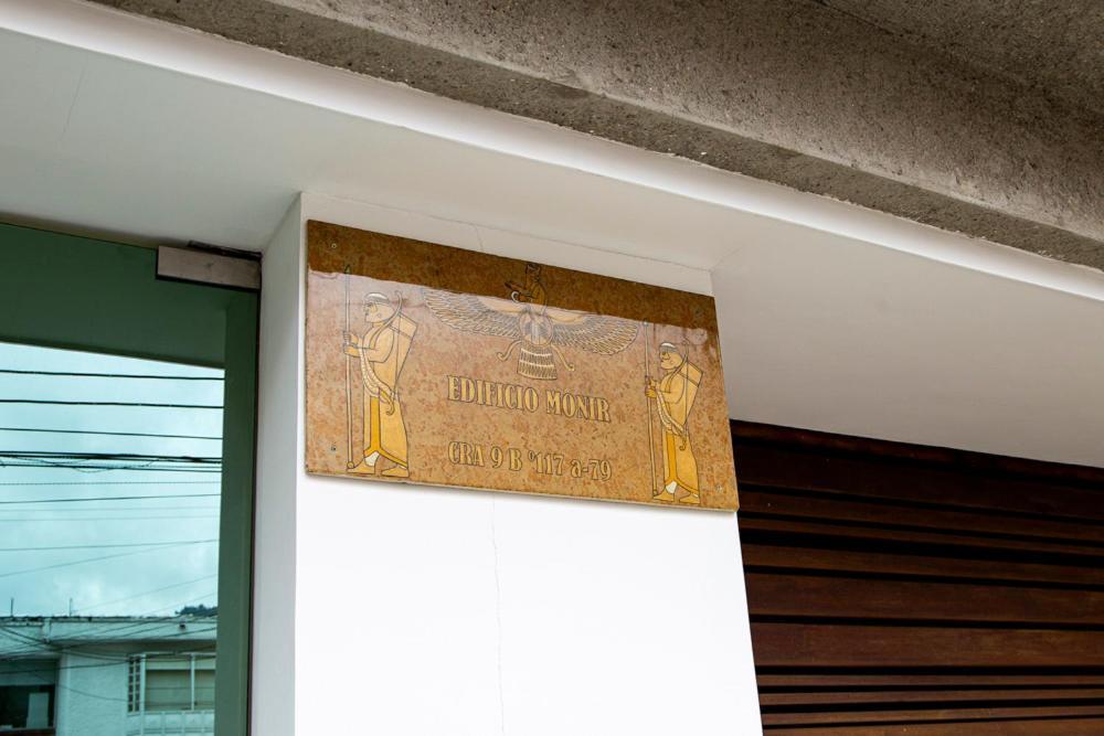 Apartasuite Edificio Monir * Bogota