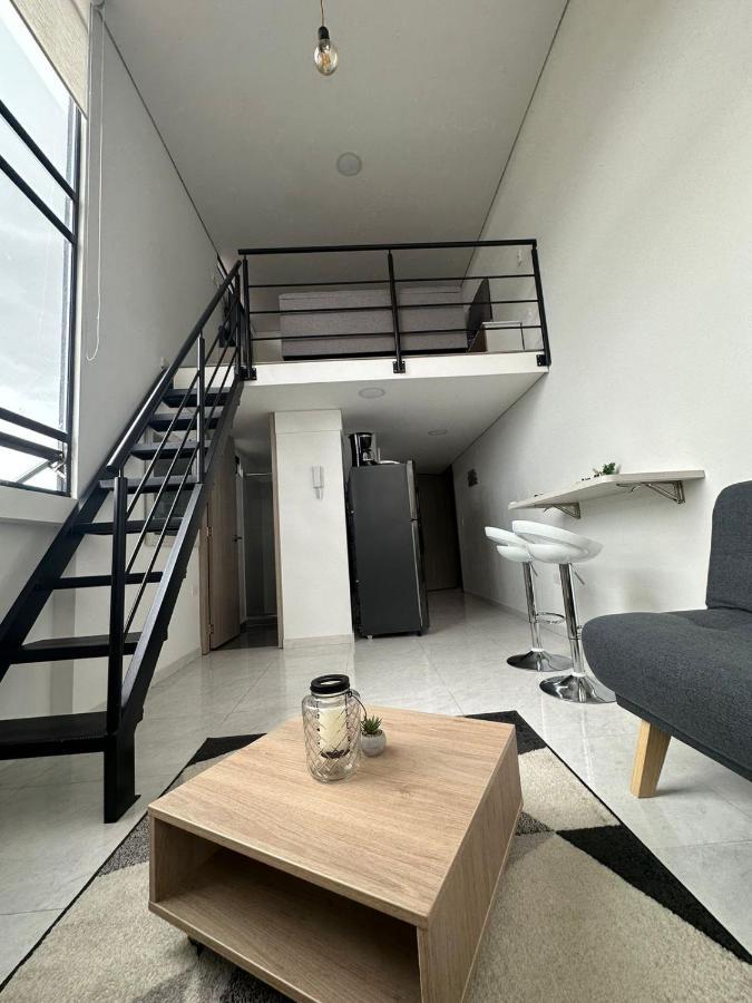 Nuevo Y Hermoso Aparta Estudio Con Excelente Ubicacion Sector Modelia Bogota
