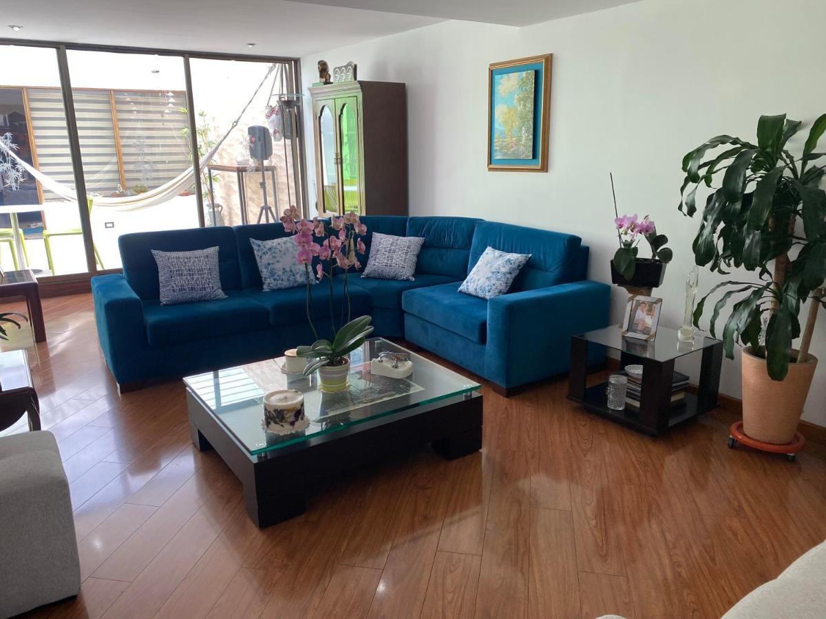 Charlie's House Homestay *