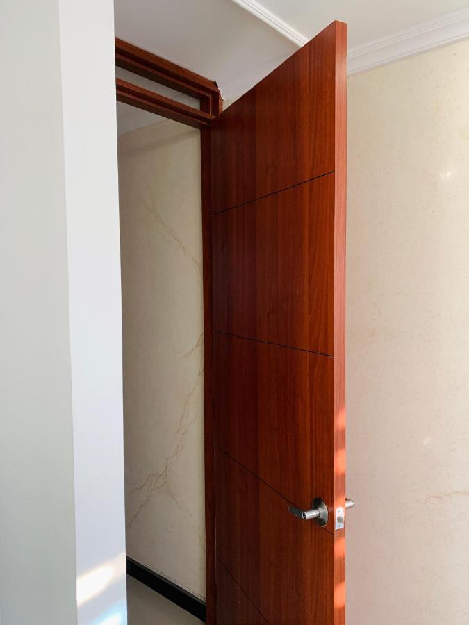 Queen Apartment