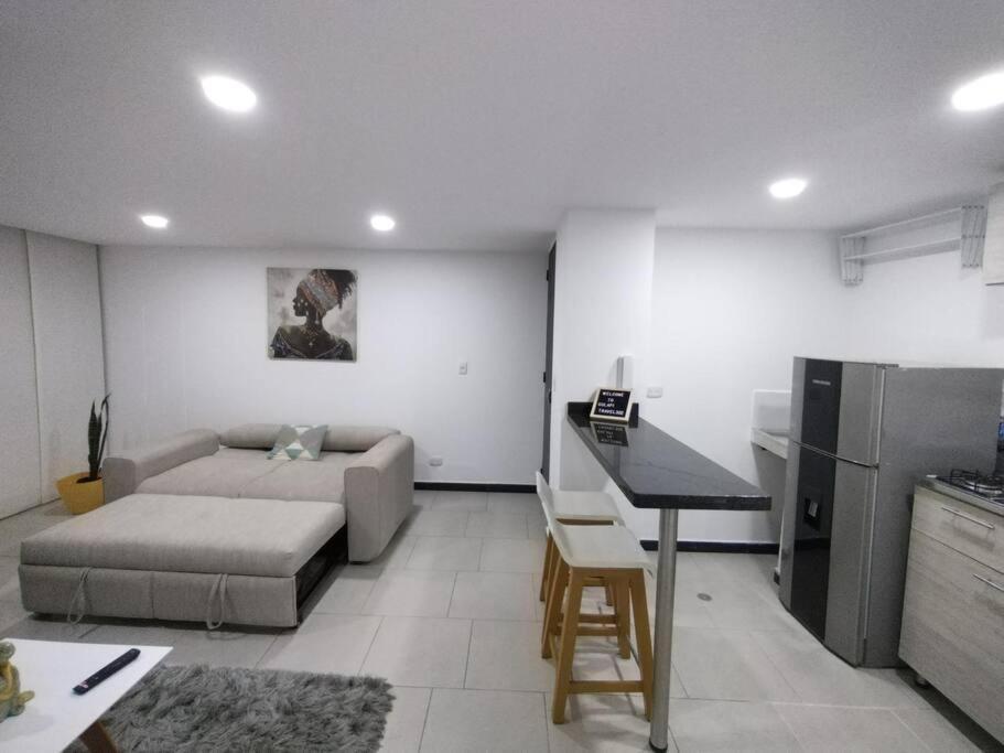 Apartment Moderno Cerca Al Aeropuerto *