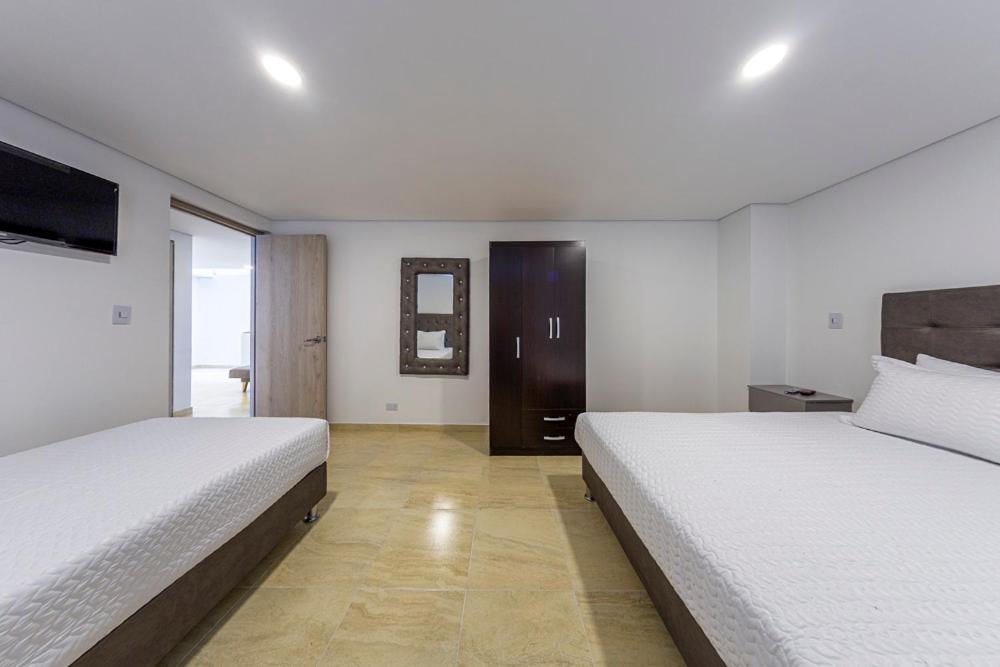Aparta Galery Fc Aparthotel