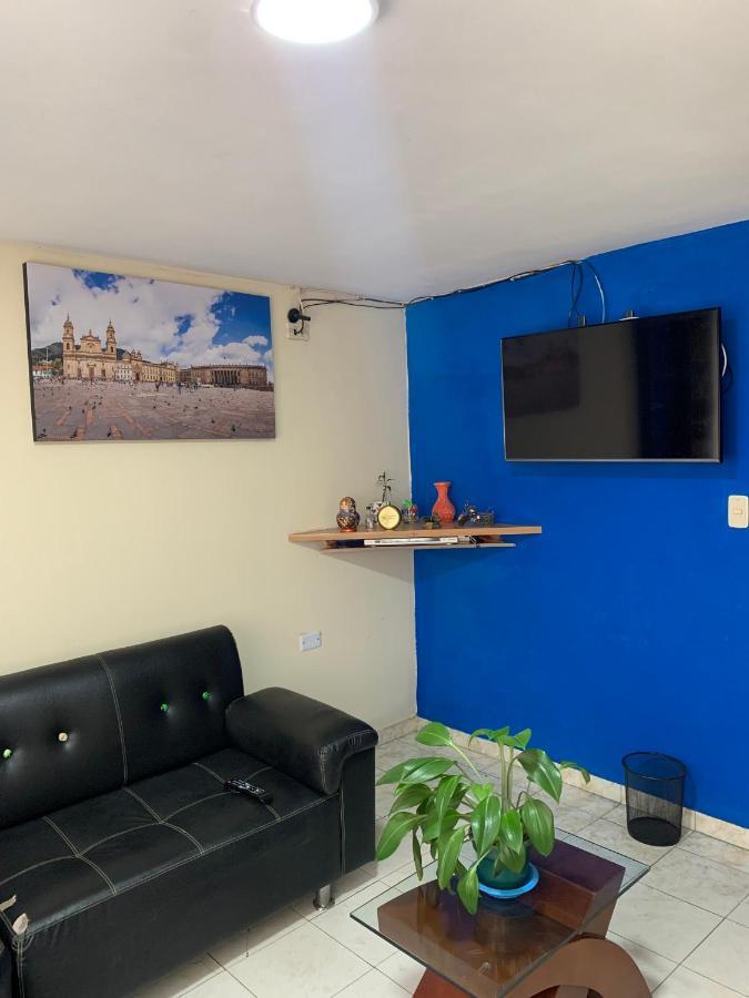 Cercana Al Aeropuerto Guest house Bogota