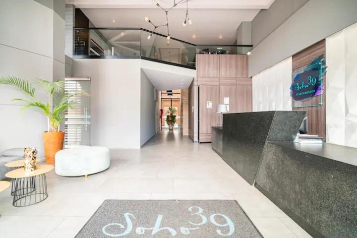 Apartment Modern Loft In Downtown