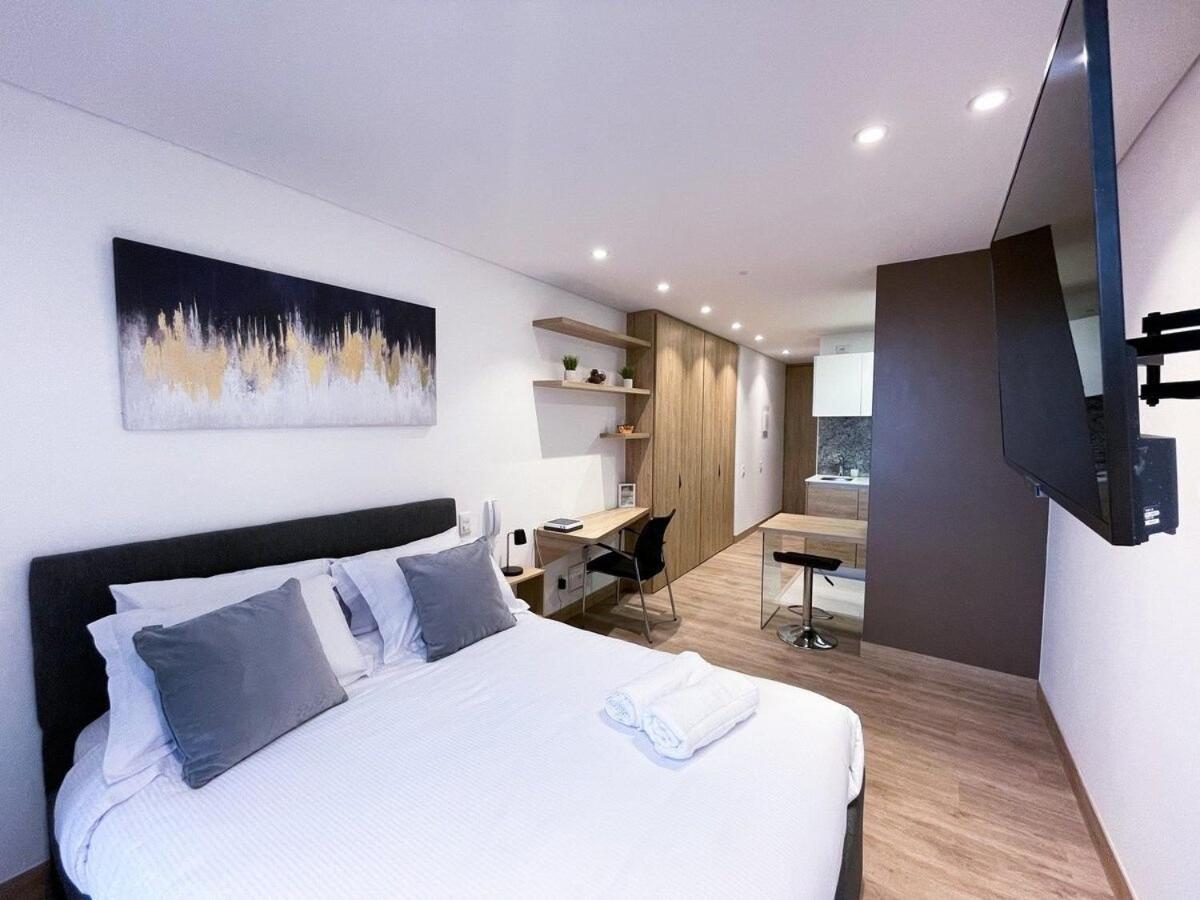 Modernos Y Exclusivos En Bogota, Colombia Apartment *