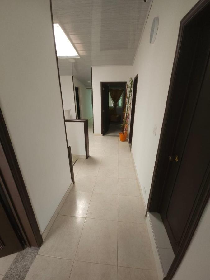 Coliving_habitacion Privada Pajaro Amarillo Casa de hóspedes Bogotá