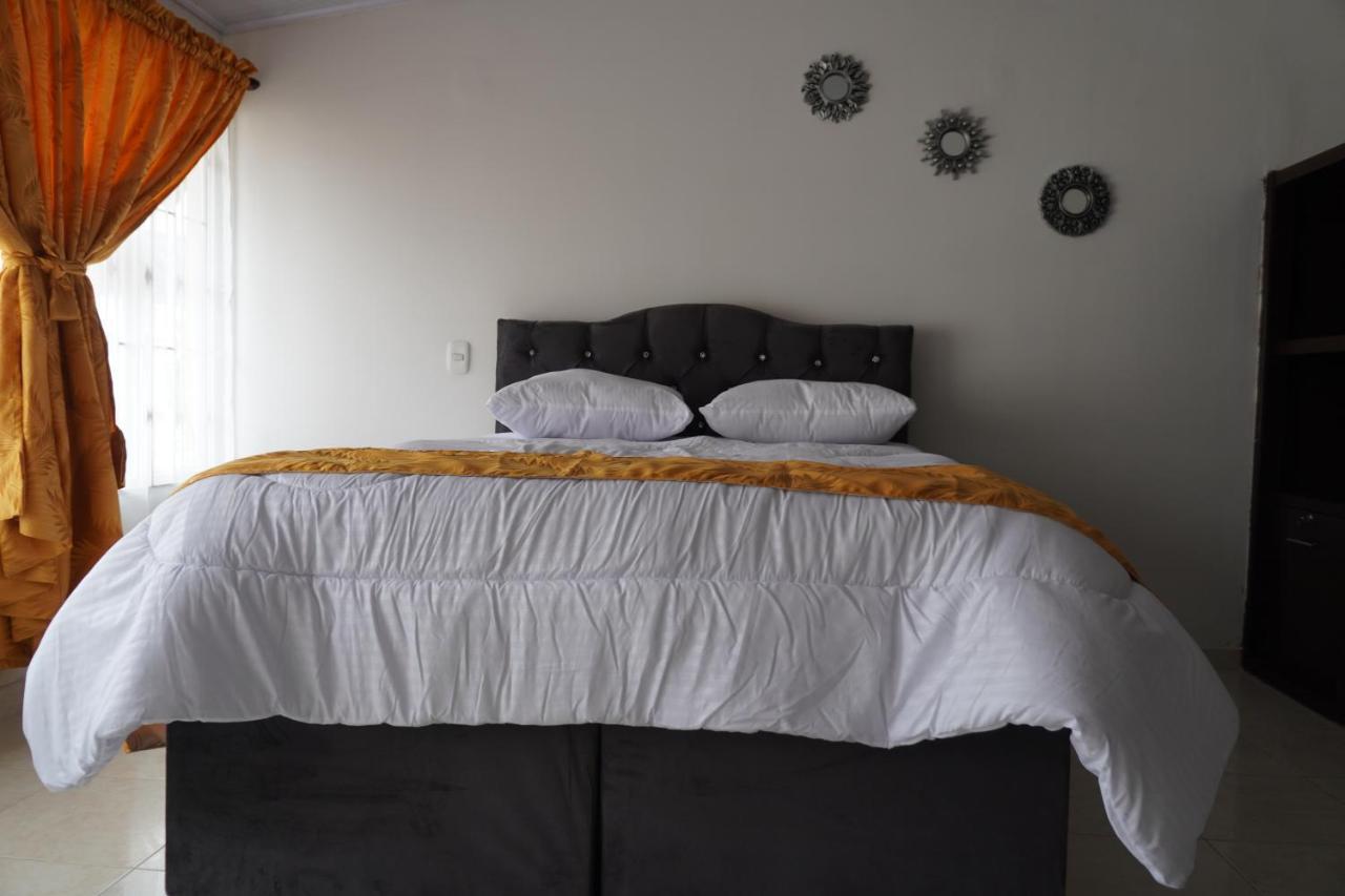 Coliving_habitacion Privada Pajaro Amarillo Casa de hóspedes Bogotá