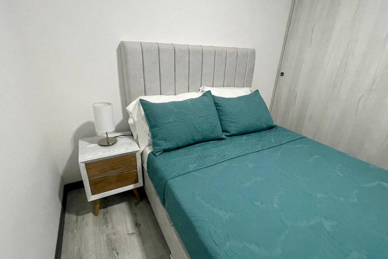 Luxury Corferias-usa Embassy & Airport Apartment