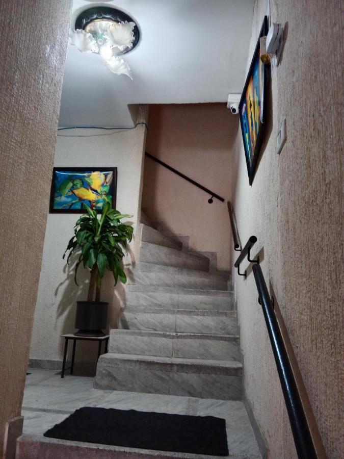 Portal El Dorado, A Solo 5 Min Del Aeropuerto, Vias, Cll 26 Apartment