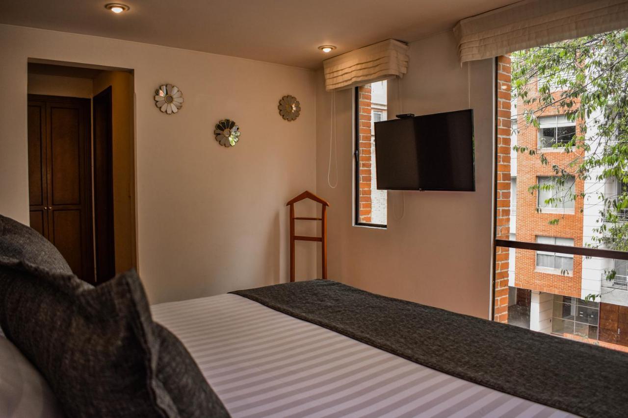 Aparthotel Cora 96 Street 4*