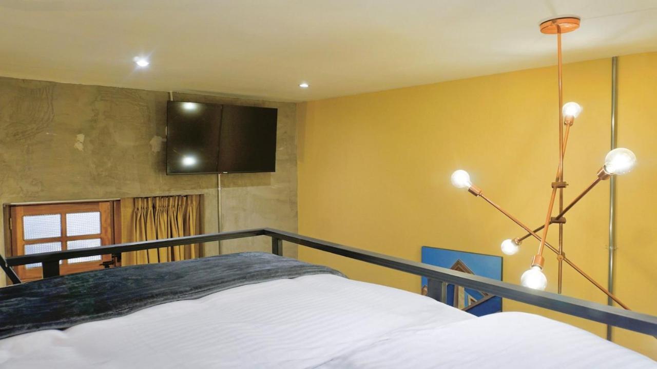 205 Aparta Studio Boutique En Mansion Siglo Xix * Bogota