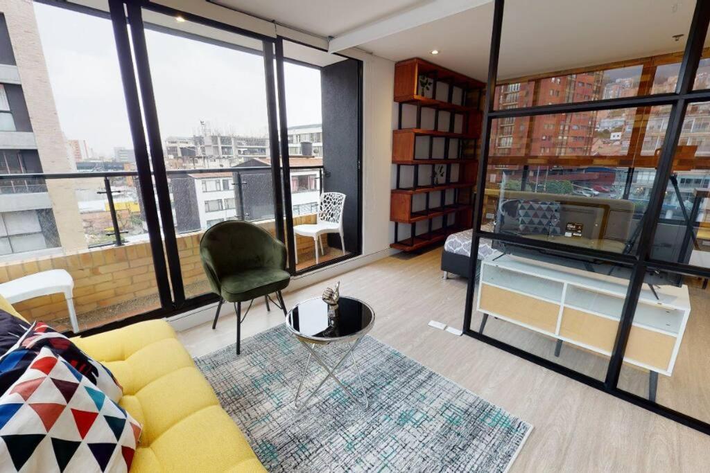 Apartamento 511 Serenity Heights Loft