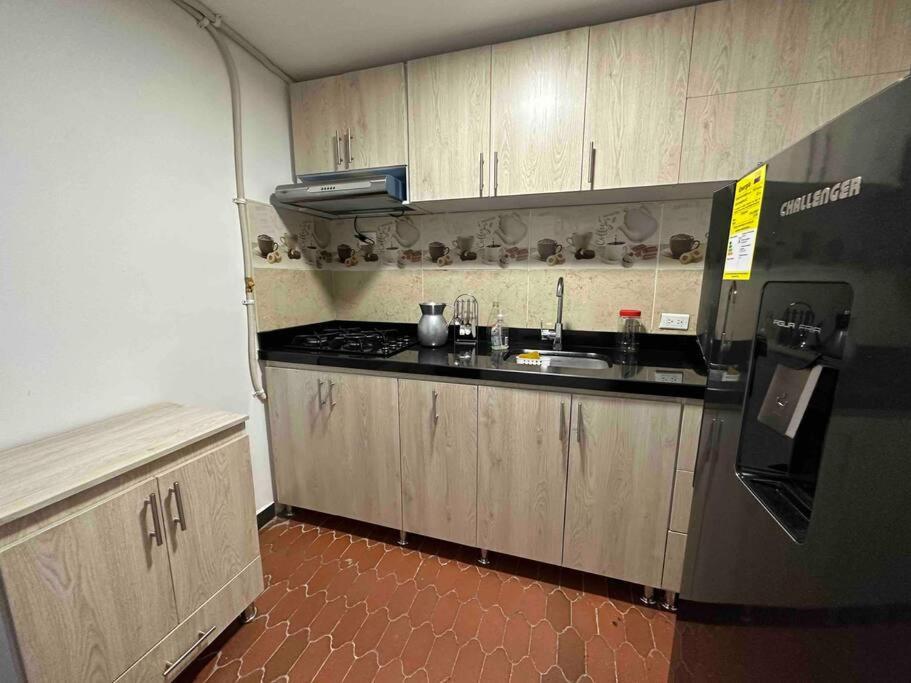 Apartment Apto Cerca A Clinica Del Olaya, Candelaria Y Centro Ciudad