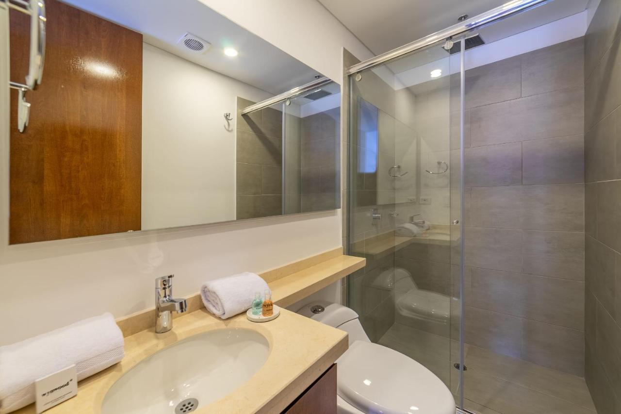 Amazing 2br In Centro Internacional Apartment Bogota