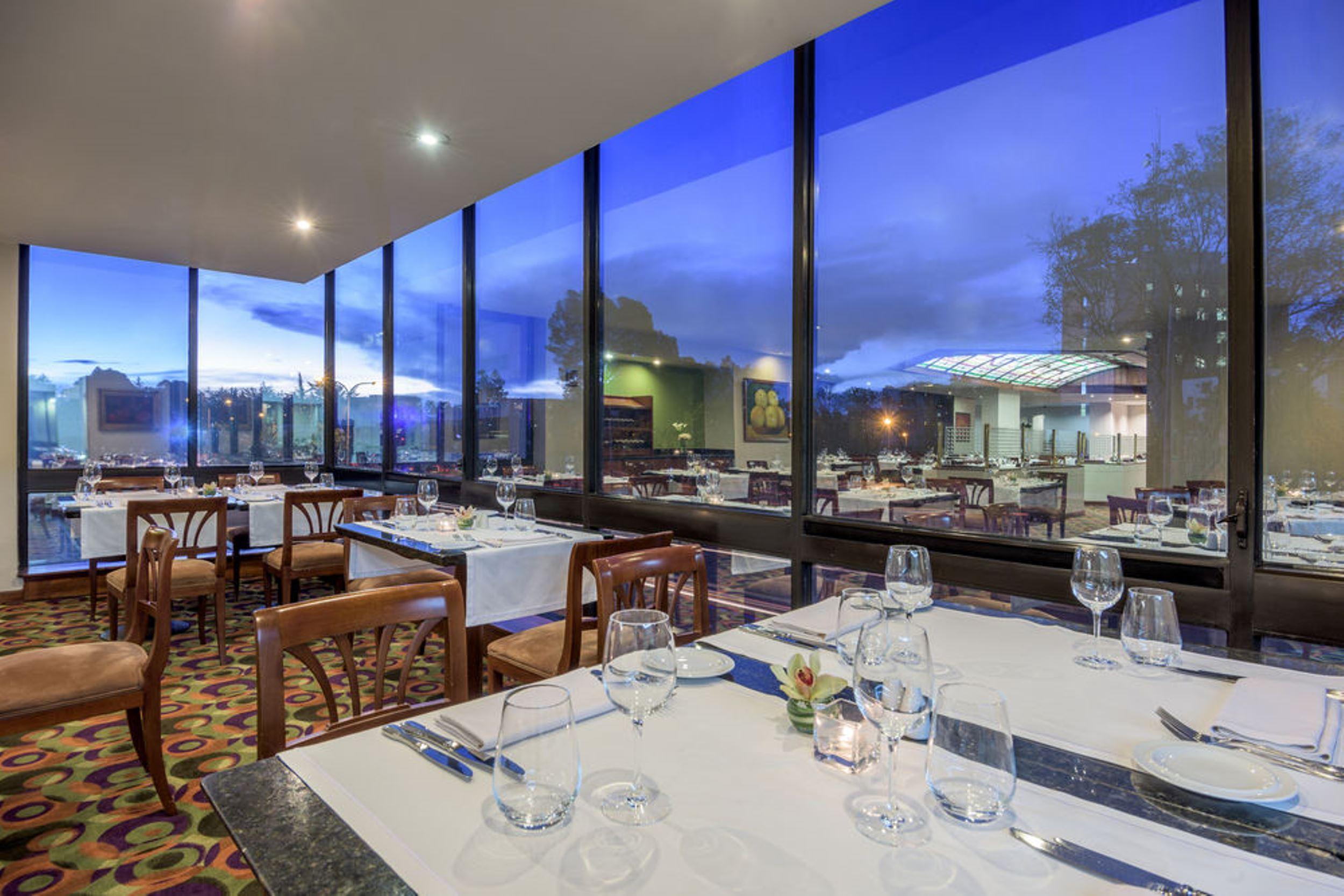 Nh Collection Wtc Royal Hotel